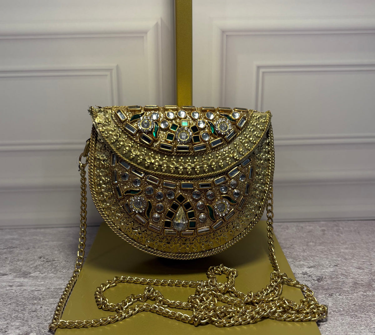 Kundan Clutch